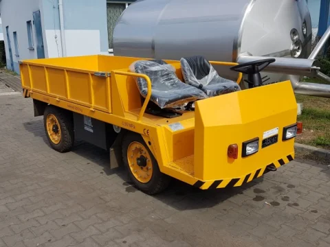 Zakupiony wózek elektryczny z pomostem