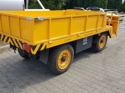 Zakupiony wózek elektryczny z pomostem