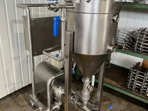 Mikser przepływowy z zasobnikiem MPZGH254