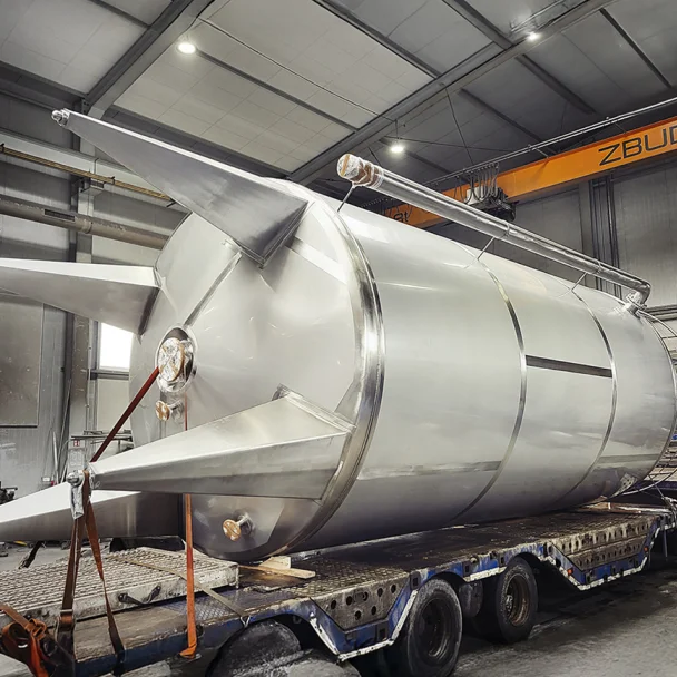 Nowoczesne zbiorniki ze stali kwasoodpornej