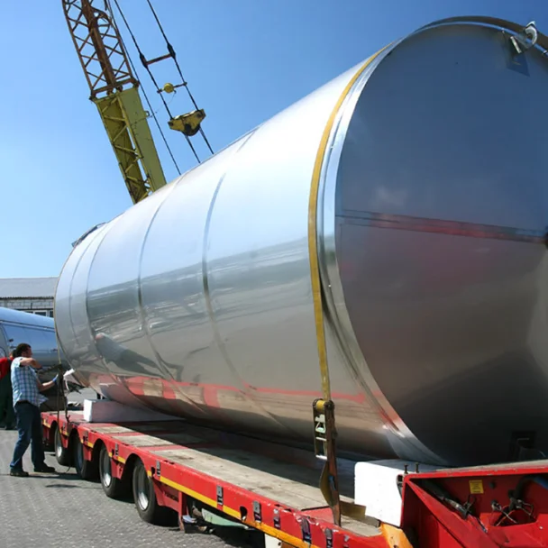 Nowoczesne zbiorniki ze stali kwasoodpornej